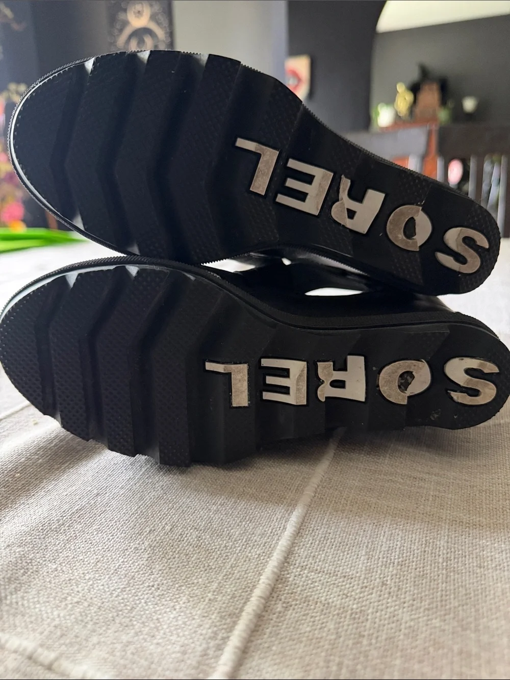 SOREL Joan style Black Strappy Wedge Sandals